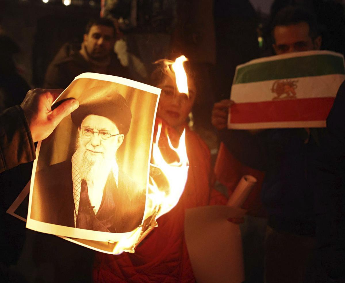 Un règim sense aliats