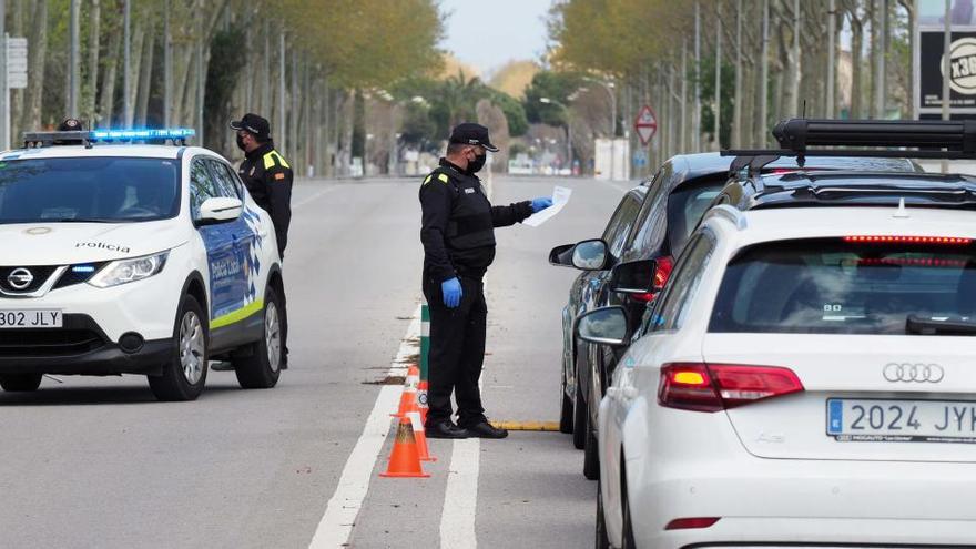 La policia local fent controls a Platja d&#039;Aro