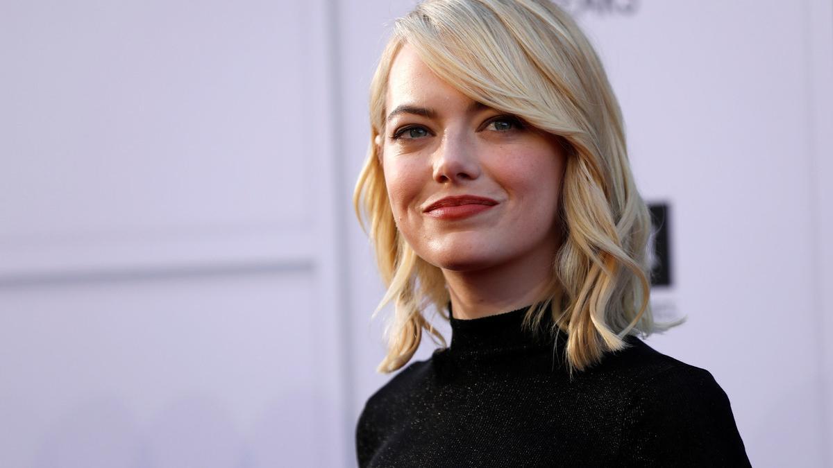 FILE PHOTO - Actress Emma Stone arrives at the 2017 American Film Institute Life Achievement Award in Los Angeles