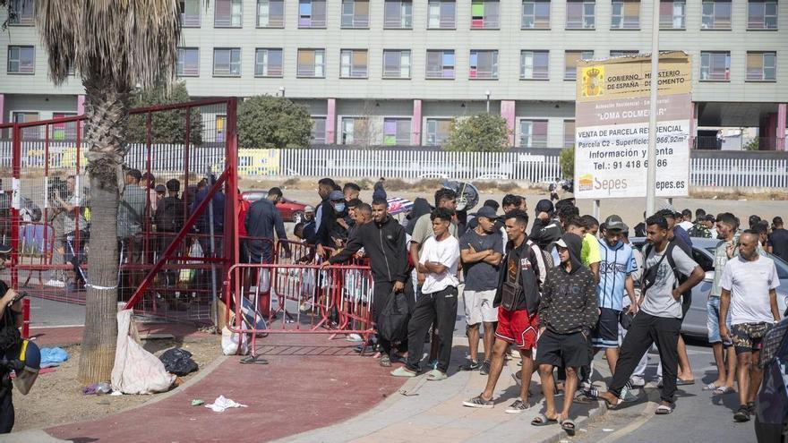 Die Polizei hebt die Anstiftung in sozialen Netzwerken hervor, um den Einmarsch in Ceuta anzustacheln: "Kommt alle nach Castillejos, wir sind tausend und wir kommen rein, ich werde euch den Weg zeigen"