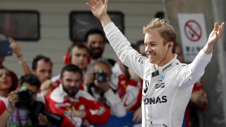 Rosberg domina a placer la F-1 con su Mercedes