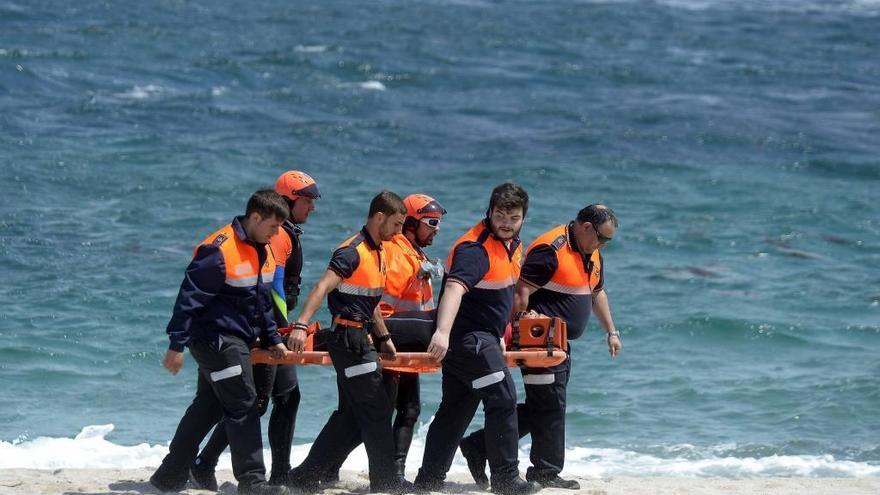 Simulacro de rescate en una playa de A Coruña.