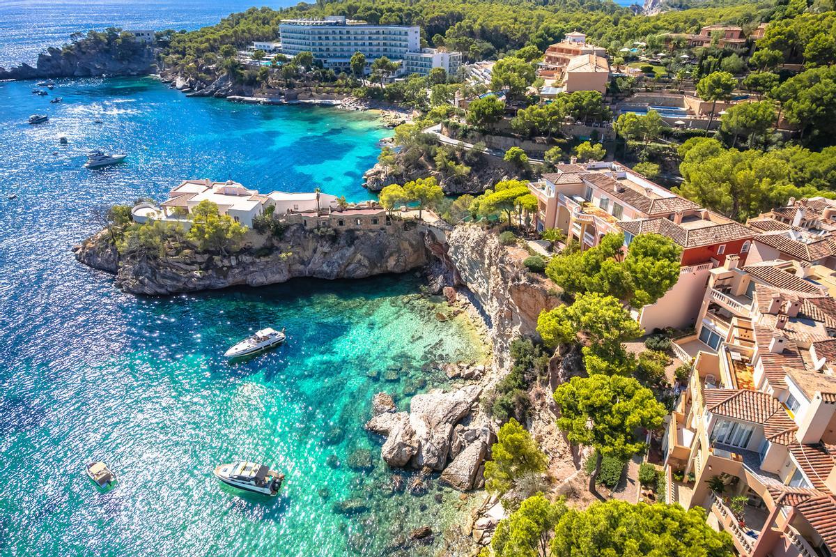 Cala Fornells, Menorca.