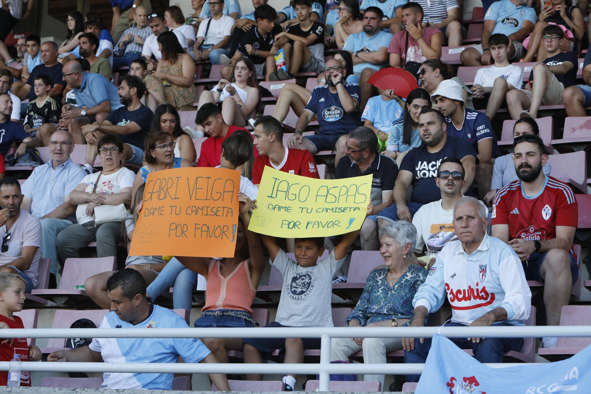 El Celta Golea al Compos en el ansiado choque amistoso