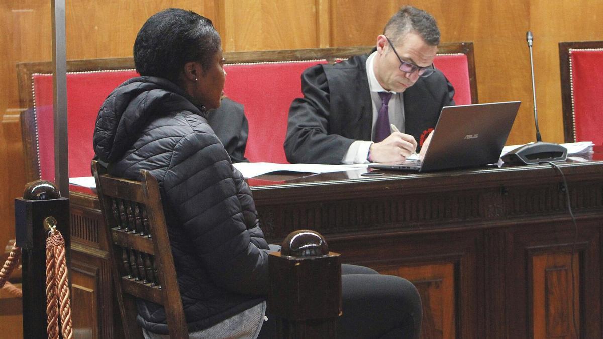 Fatima A., durante el juicio ante el tribunal del jurado en la Audiencia Provincial de Ourense, en 2025