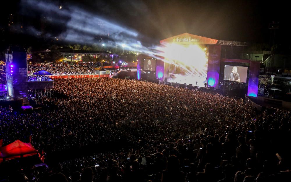 Una jornada de sábado de antología hace cumbre en la novena edición del Low Festival.