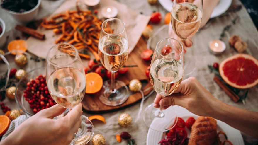 Trucos para unas fiestas 100% sostenibles: en ropa, en decoración y a la mesa