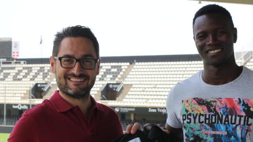 Moussa Camara, primer delantero para el Cartagena - La Opinión de Murcia