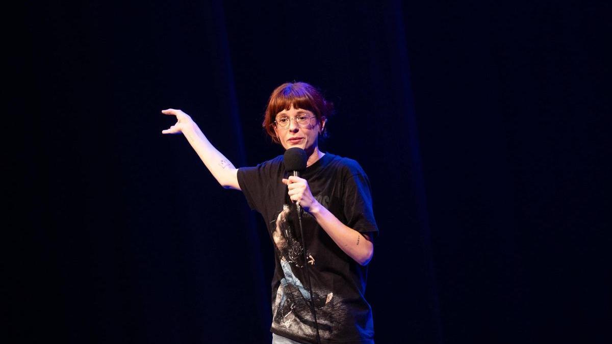 Charlie Pee va parlar de sexe i la dificultat de dormir en el monòleg que va interpretar al Teatre Conservatori