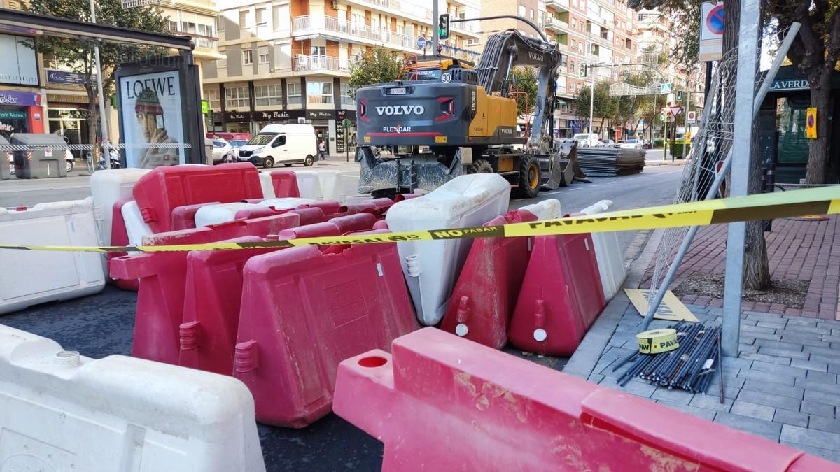 Obras del plan de movilidad en la avenida Primo de Rivera en Murcia
