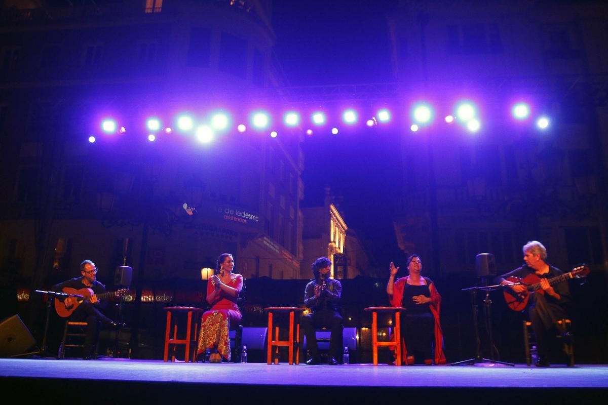 FOTOGALERÍA // Máxima expectación en la décima Noche Blanca del Flamenco en Córdoba