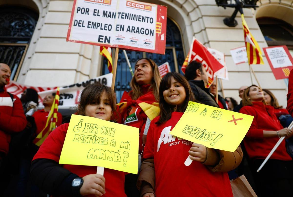 Protesta de los trabajadores de Airtex por su traslado a Rumanía