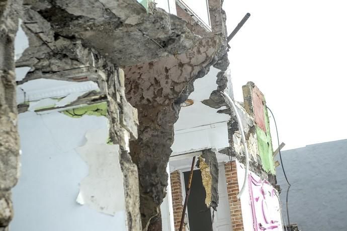 DERRUMBE VIVIENDA POR EL OLEAJE EN SAN ANDRES