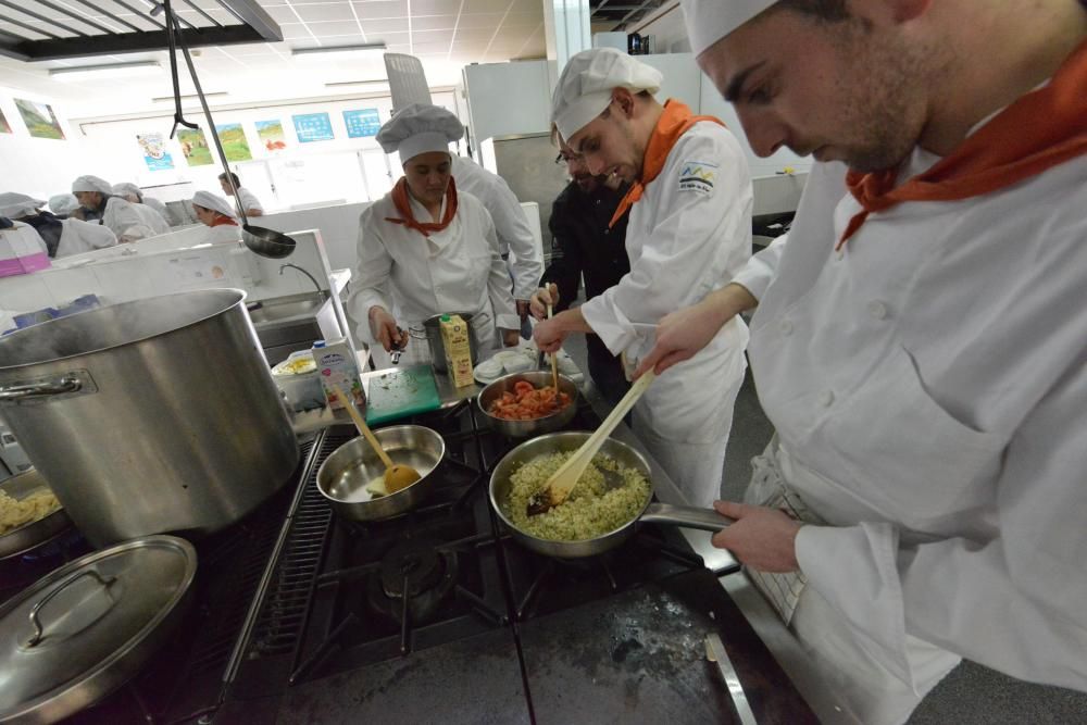 Platos de cine en la escuela de hostelería de Moreda de Aller