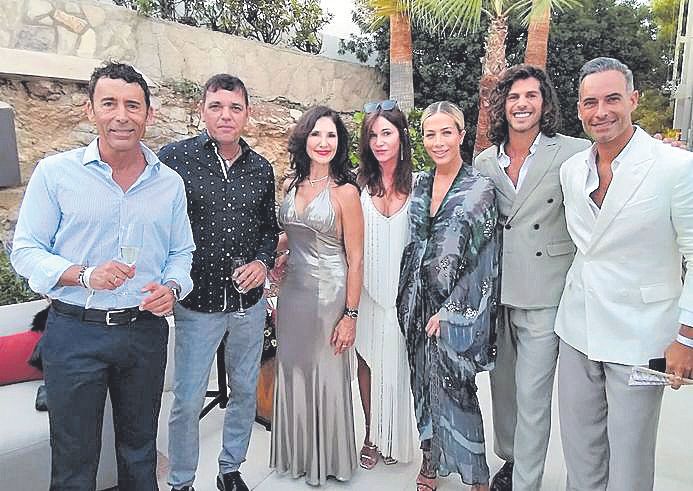 Nacho García, Toni Pérez, Adela Siles, Isabel Gallego, Manuel Molina y Pedro Cerón Siles.