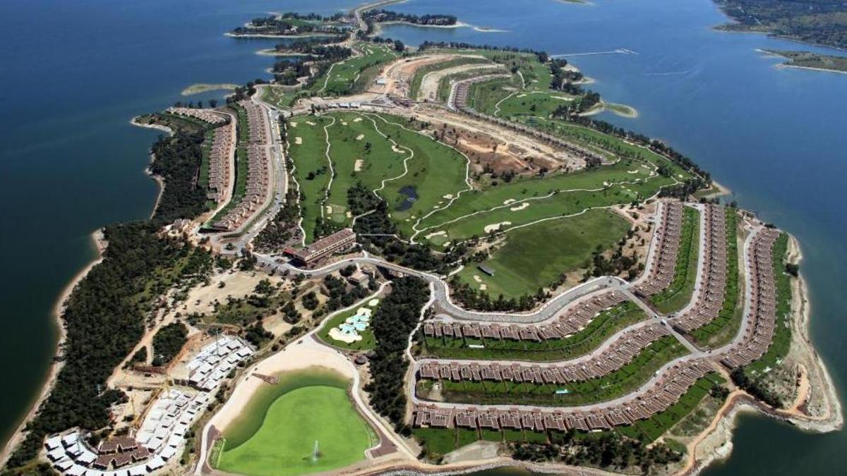 Imagen del complejo construido en la isla de Valdecañas.