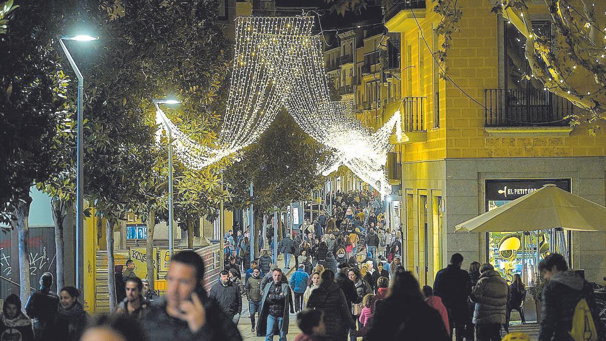 El carrer Santa Clara, un dels eixos comercials de la ciutat de Girona.