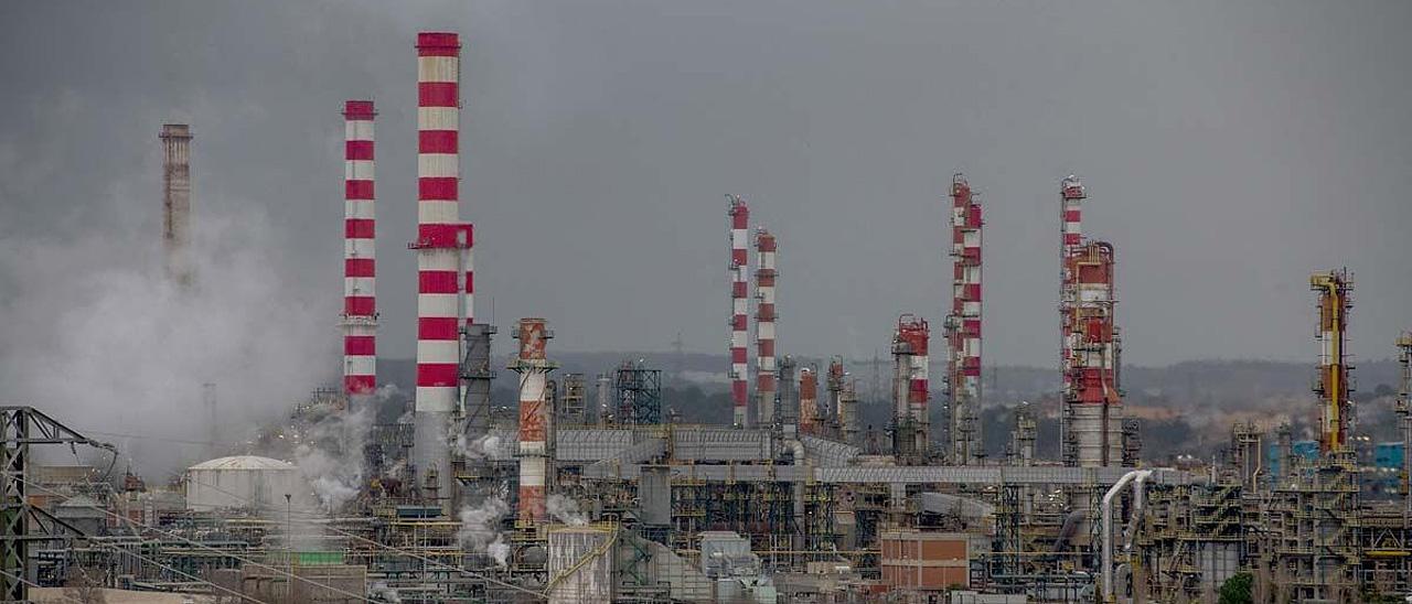 La petroquímica de Repsol en Tarragona.