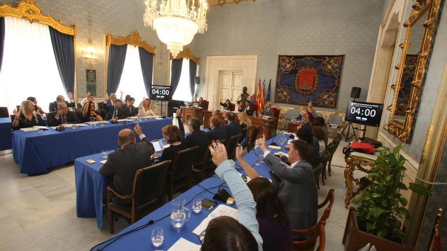 El Ayuntamiento se compromete a tramitar de forma urgente un plan especial para ampliar el campus de la Universidad de Alicante