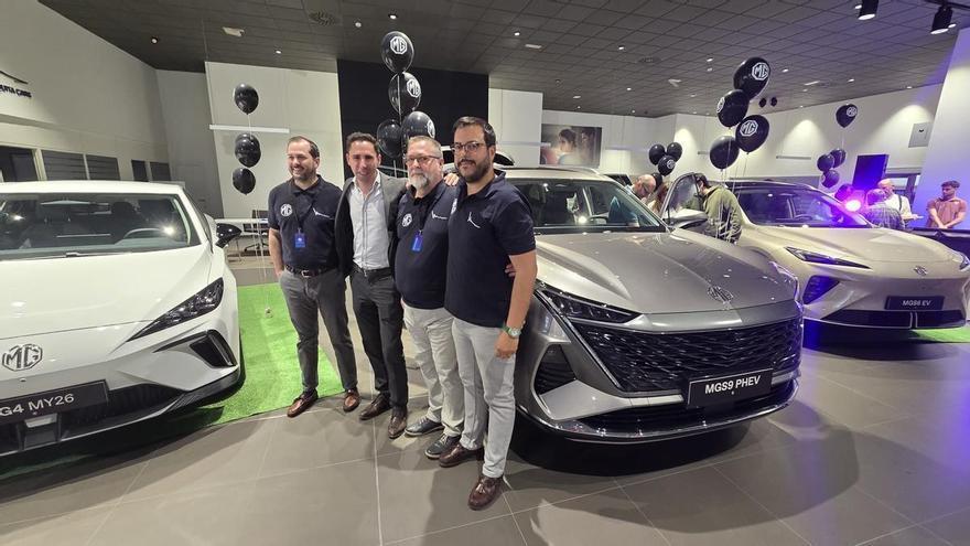 Mezquita Cars sorprende en Córdoba con tres nuevos modelos eléctricos e híbridos de MG