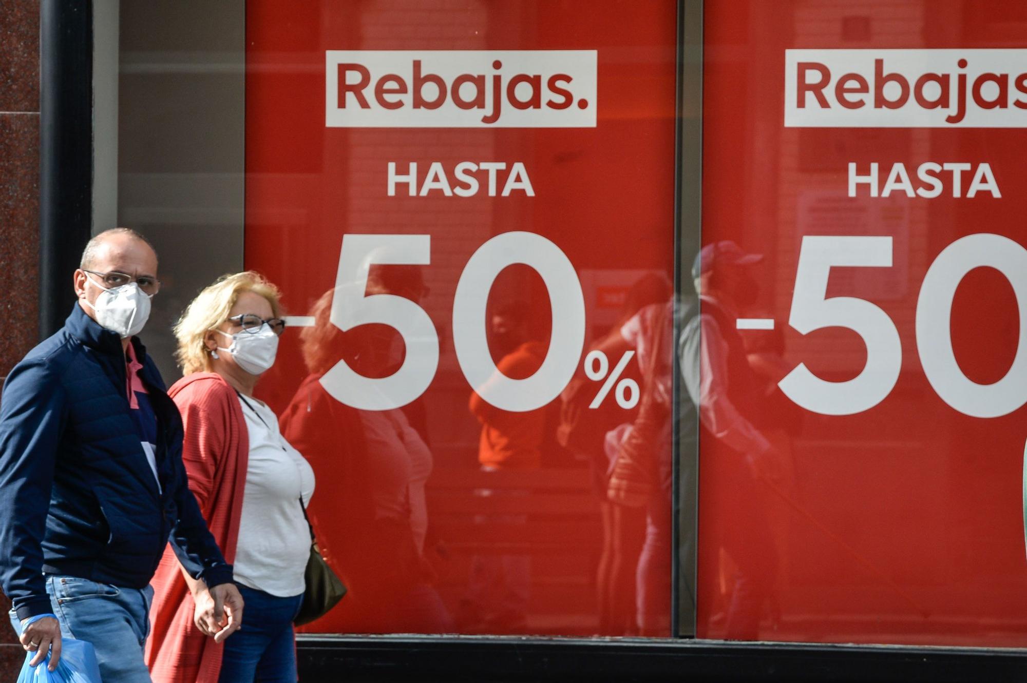 Rebajas en la calle Triana