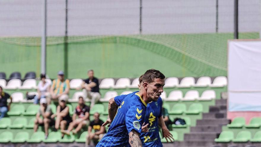 Atlético Paso Held to Draw by Mensajero as Title Race Tightens