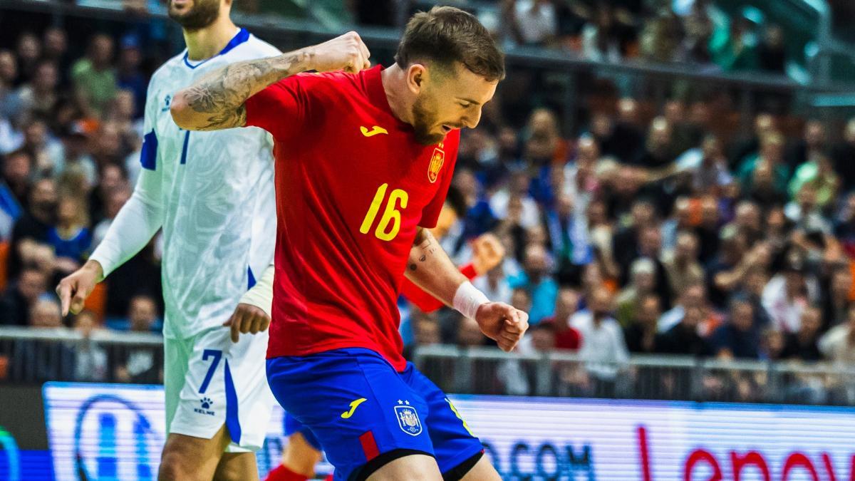 El blaugrana Sergio Gonzále abrió el marcador