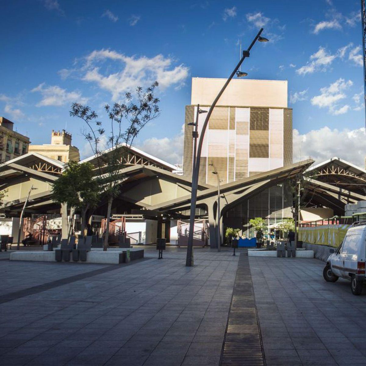 La Boqueria reformarà el seu accés per la Gardunya
