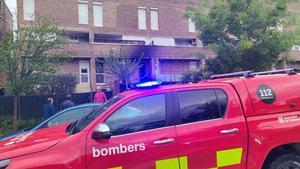 Els Bombers van destinar 9 dotacions per a extingir lincendi a lhabitatge