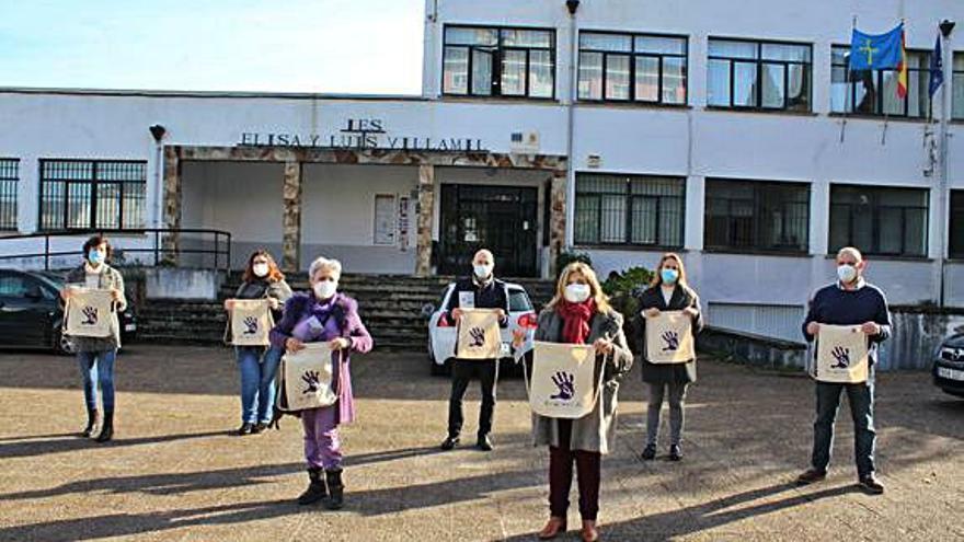 Asturias se vuelca con las víctimas del maltrato en una intensa jornada de actos