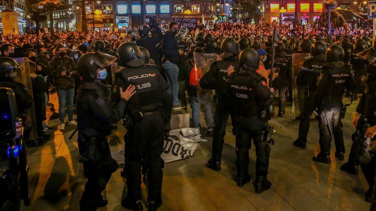 Los disturbios dejan innumerables destrozos en el centro de Madrid