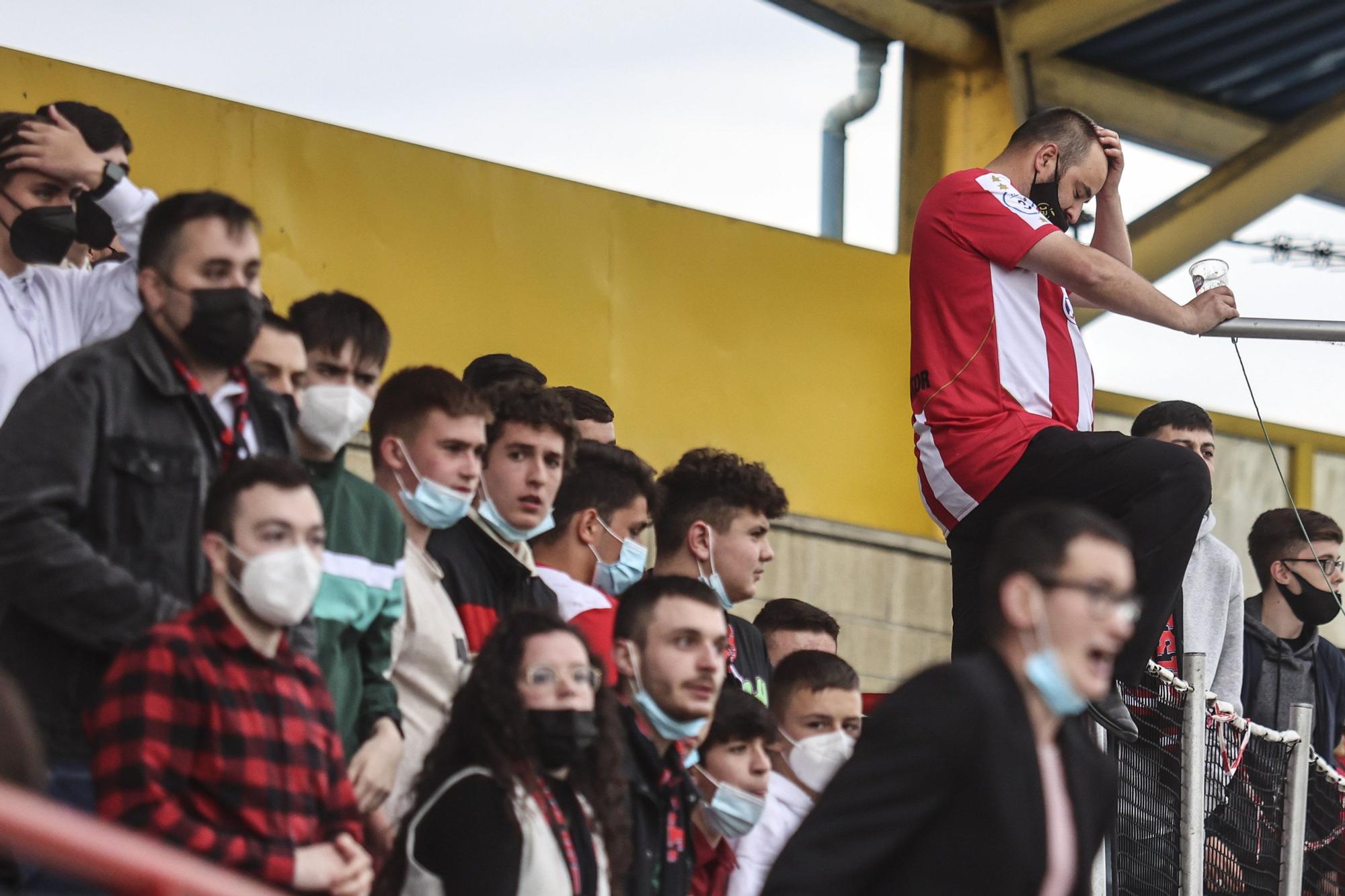 Las mejores imágenes de la jornada de Tercera: Avilés y Llanes, a por la última plaza en Segunda RFEF