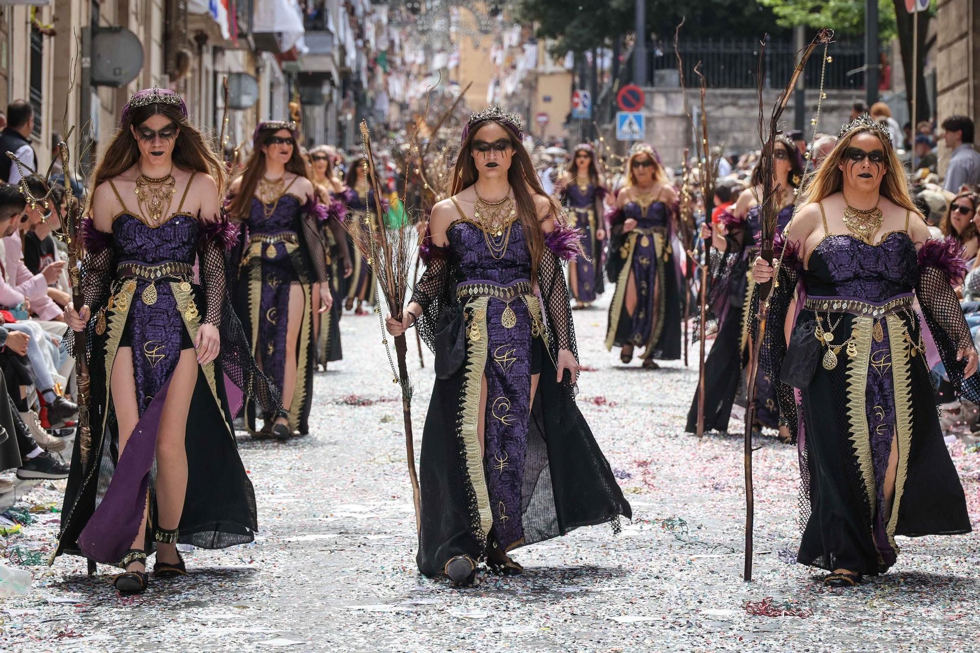 Gran afluencia de público en la Entrada Cristiana de Alcoy