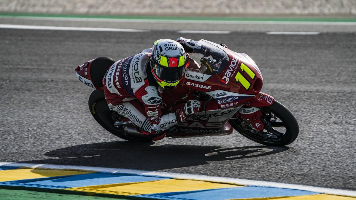 El burrianense Sergio García Dols, durante los entrenamientos de Moto3 del GP de Le Mans, en Francia.