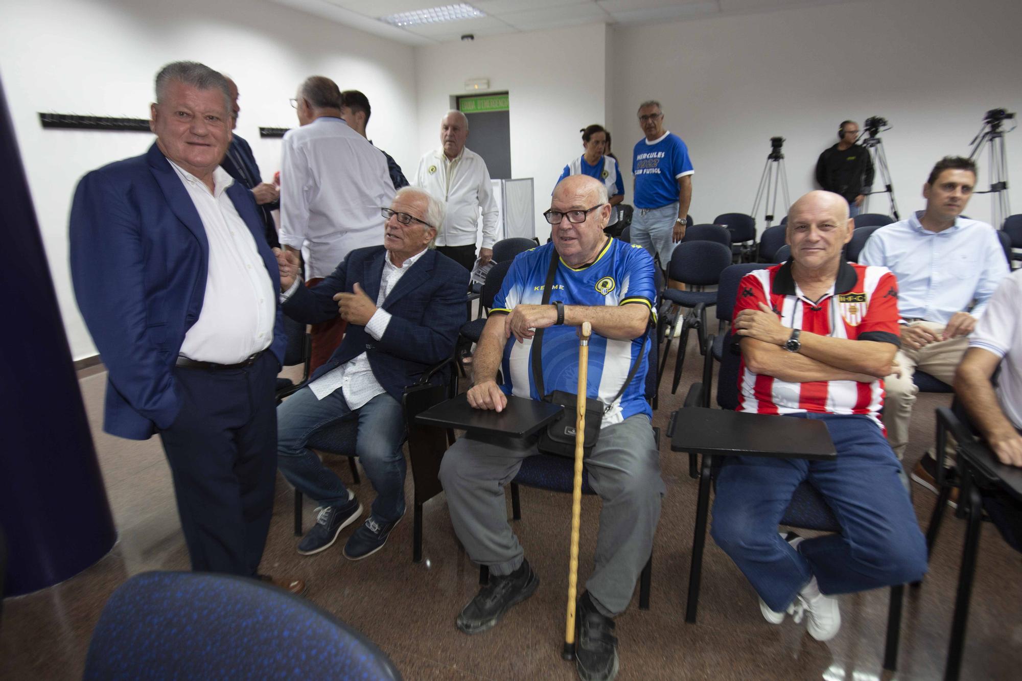 Vicente del Bosque participa en una jornada conmemorativa del Centenario del Hércules