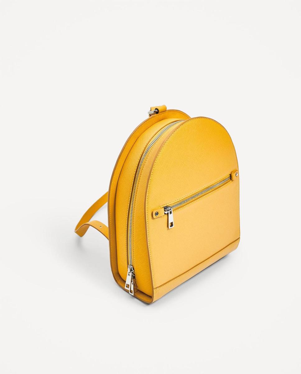 10 novedades de Zara para esta semana: mochila amarilla