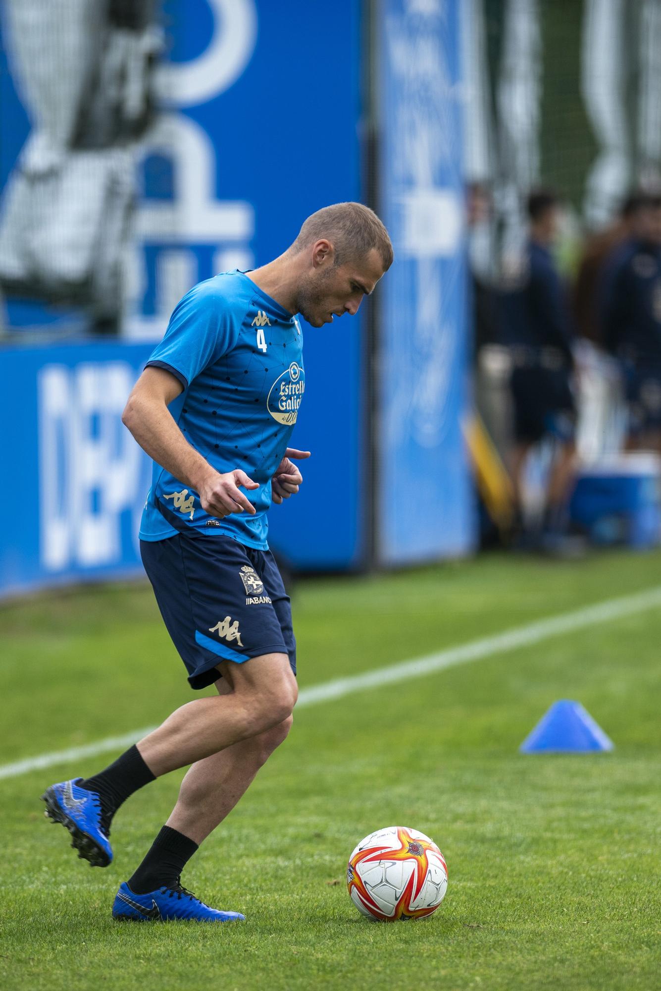 Primer entrenamiento del Dépor con Óscar Cano en Abegondo