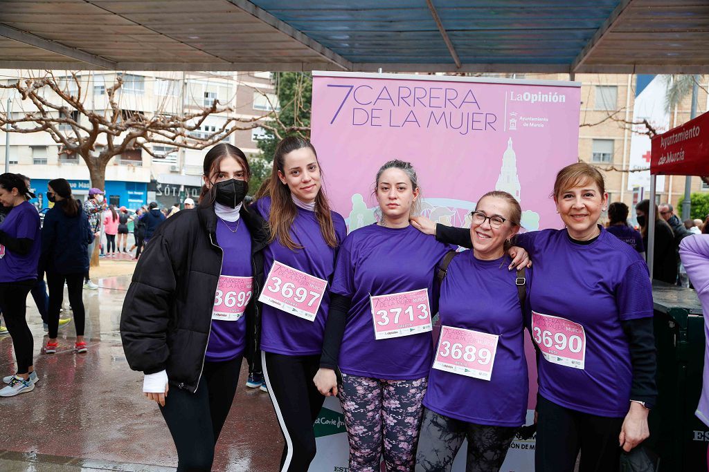 Carrera de la Mujer Murcia 2022: las participantes posan en el photocall