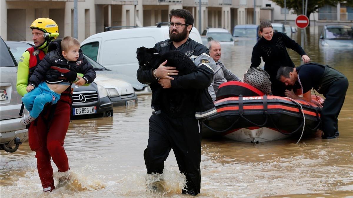 Al menos 10 fallecidos por las inundaciones en el sur de Francia, cerca de Carcassone