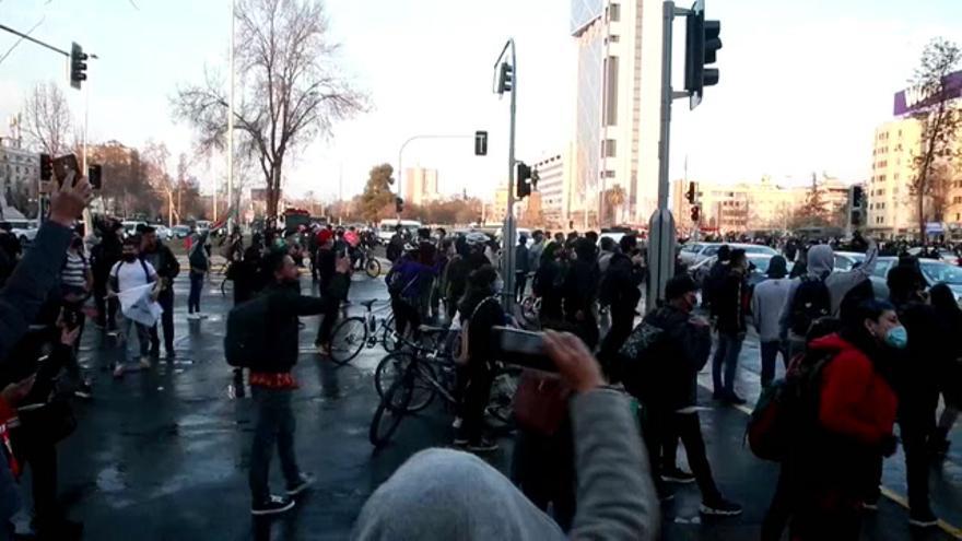 Chile registra una segunda jornada de protestas tras el paréntesis de la pandemia