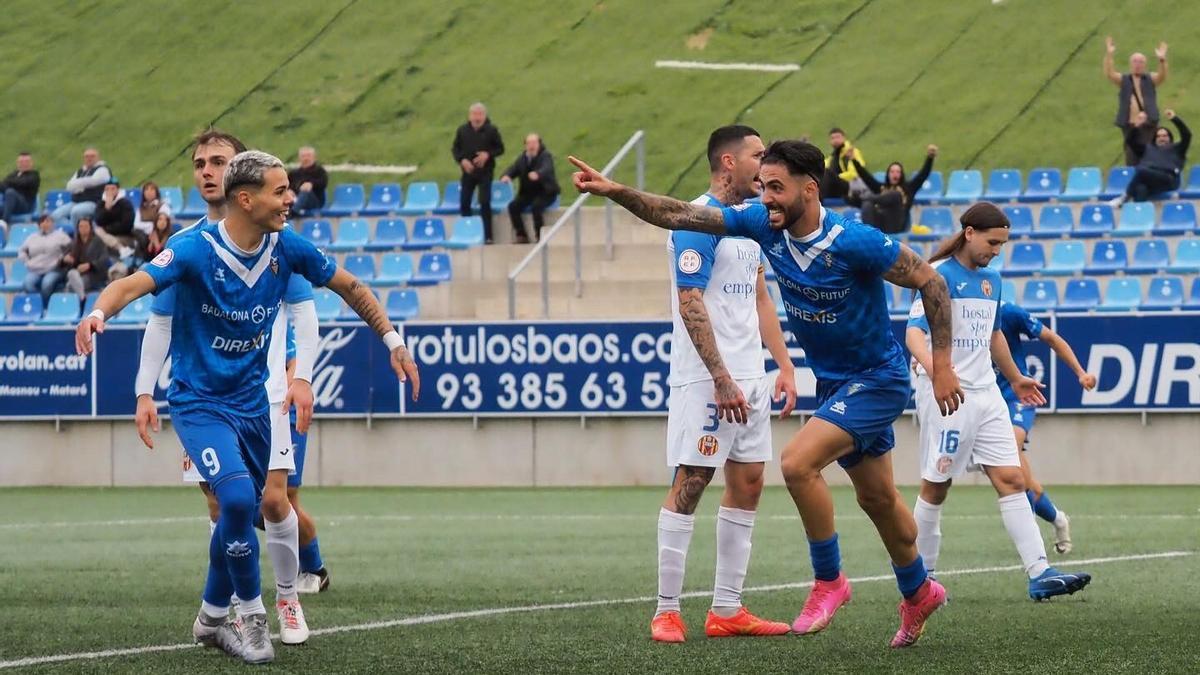 Estellés celebra el gol de la victòria contra l'Escala