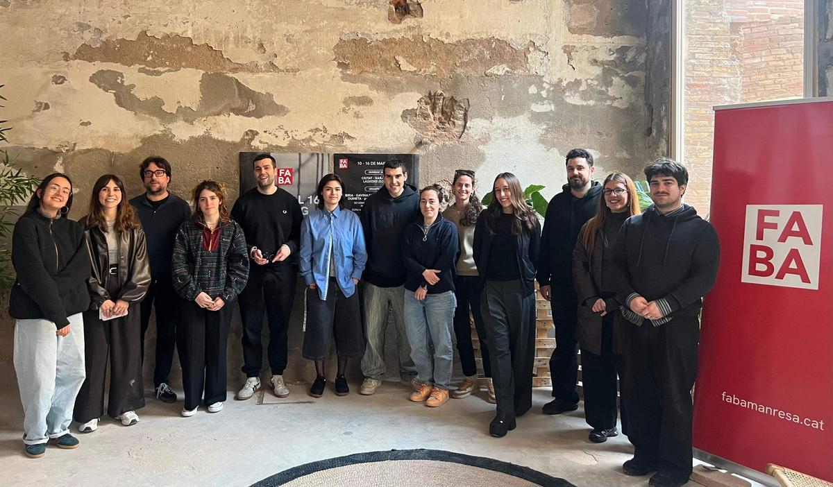 Promotors del FABA, ahir, a l’Anònima acabada de rehabilitar, en la presentació de la novena edició del festival