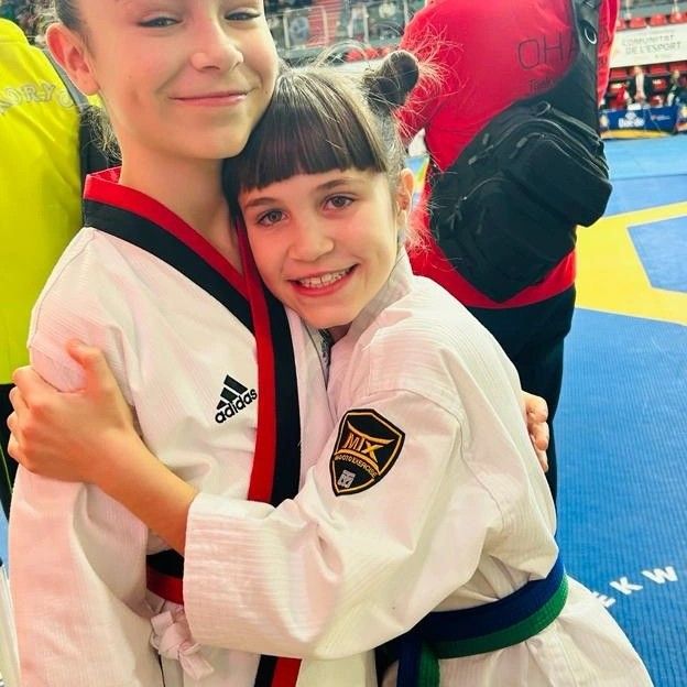 Las hermanas Valeria y Vega Soto Sixto.