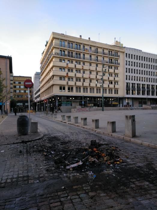 Girona intenta tornar a la normalitat després dels aldarulls de dimecres a la nit