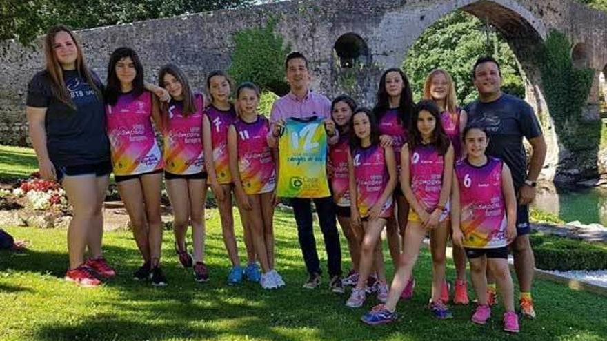 Las alevines del equipo de Cangas de Onís.