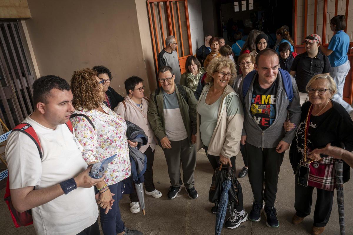 Sant Adrià ofrece revisiones gratuitas de vista y oído a más de 600 personas vulnerables