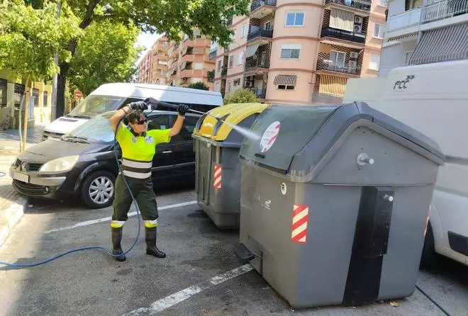 De los 76 € de Benifairó a los 142 de Ròtova o los 134 € de Gandia: el tasazo de la basura se dispara hasta 43 € en l'Alqueria de la Comtessa