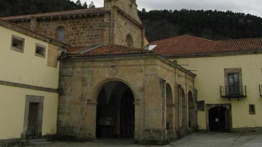 La Coral San Blas de Burlada, actúa esta tarde en el monasterio de Valdediós