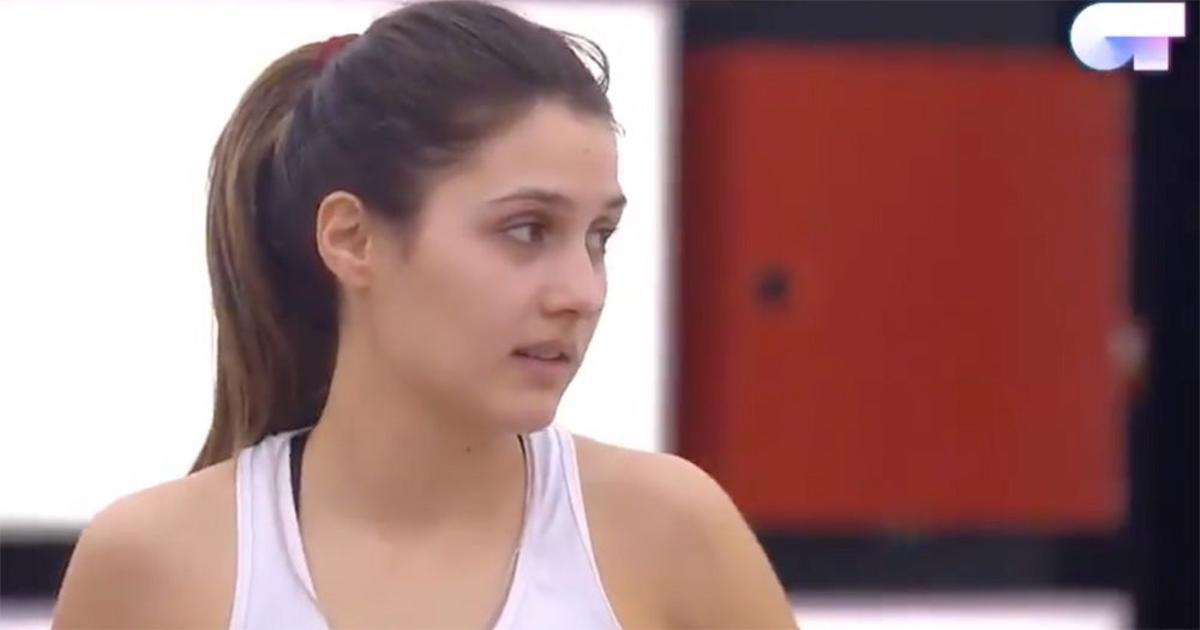 Los de OT18 escuchando a Aitana Los de OT18 escuchando a Aitana