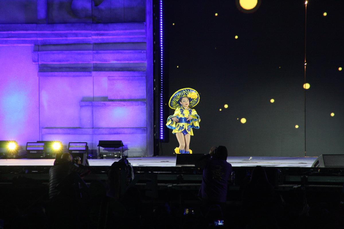 Los mejores momentos de la gala infantil de reinas y reyes del Carnaval de Vinaròs